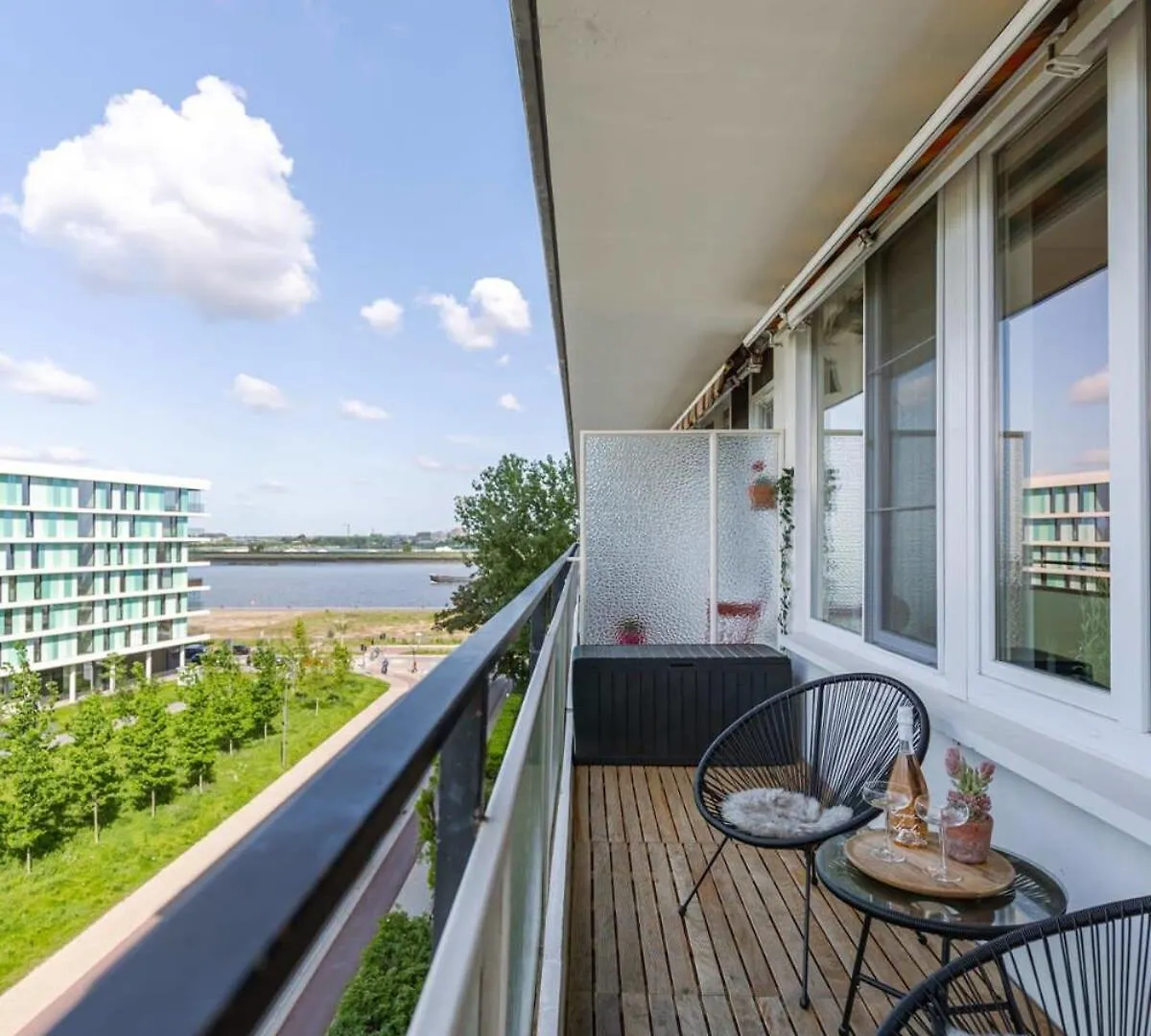 Apartment In Antwerp With View On The Scheldt 0*,